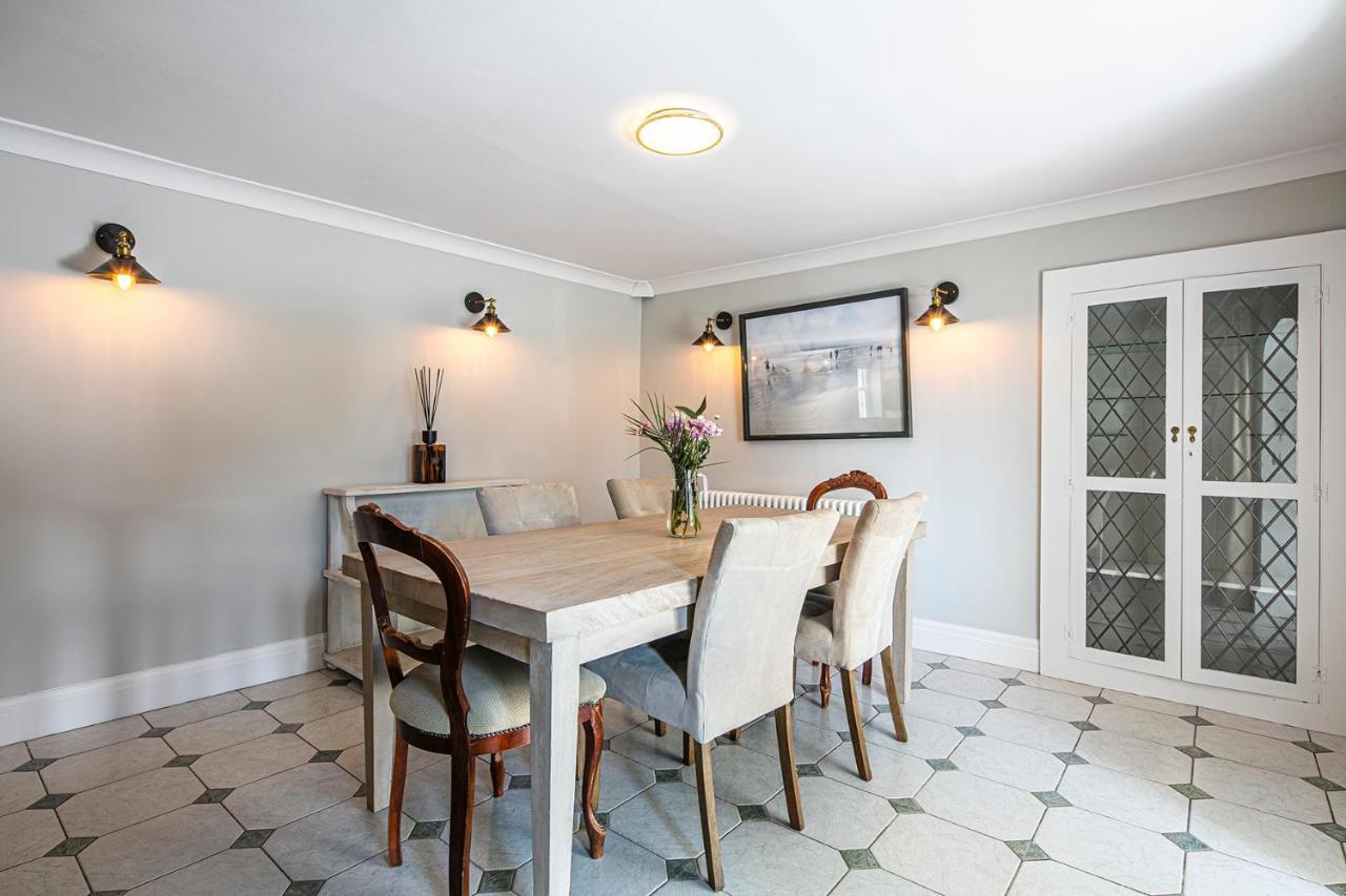 The Belle - A Lovingly Converted Grade II Listed Home From Home In בייקוול מראה חיצוני תמונה